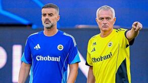 A incrível história de um dos adjuntos de Mourinho: dos distritais do Porto ao Benfica em três anos