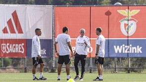 Mourinho e equipa técnica no Seixal