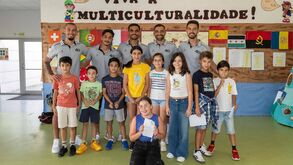 Jogadores do Chaves fazem visita ao Centro Escolar de Santa Cruz