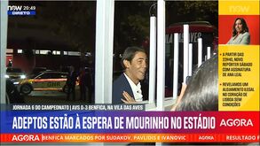 «És o maior»: adeptos do Benfica apoiam Rui Costa e o presidente responde com sorrisos, autógrafos e fotografias