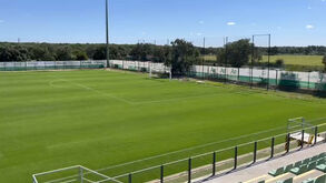 Relvado da Academia preparado para receber jogos do Sporting B e restantes equipas
