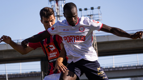 U. Leiria precisou do prolongamento para eliminar o Sacavenense, dos distritais, e seguir na Taça de Portugal