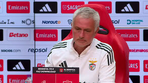 Mourinho: «Se ficasse em casa até ao final da época ganhava mais do que no Benfica»