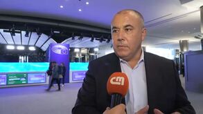 Carlos Rodrigues apresenta no Parlamento Europeu produção da CMTV que relata “a verdadeira história de Rabo de Peixe”