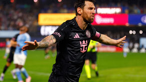 Inter Miami garante playoff da MLS com bis e assistência de Messi