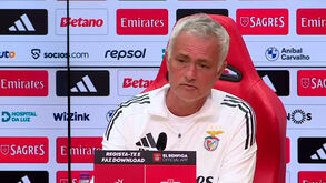 Mourinho elogia César Peixoto: «É um dos meus muitos jogadores que virou treinador»