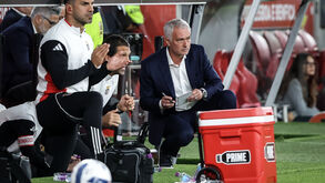 «Poucas férias e reduzido tempo de repouso entre jogos»: a explicação para o momento do Benfica