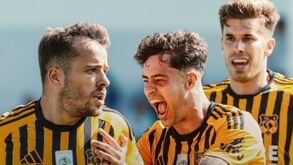 Feirense-Lus. Lourosa, 1-2: Dérbi intenso em Santa Maria da Feira