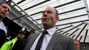 Alan Shearer: «Os donos do Manchester United estão paralisados»