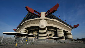 Câmara de Milão aprova venda do estádio de San Siro ao Milan e Inter
