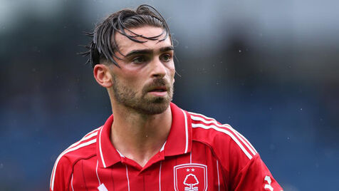 Jota Silva, do Nottingham Forest, enfrenta problemas com a inscrição na FIFA.