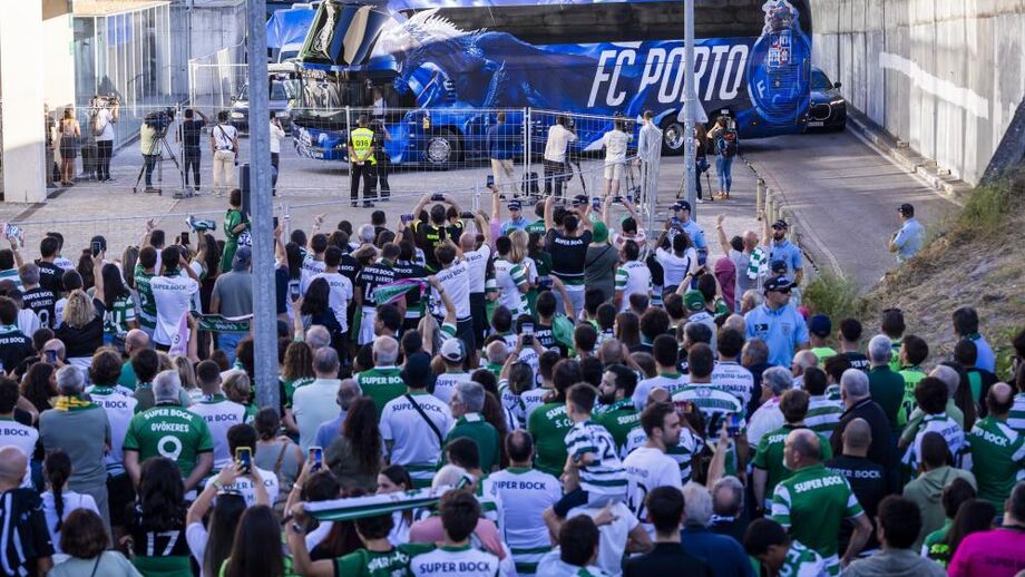 PSP deteve adepto no Sporting-FC Porto que violou interdição de acesso a recinto desportivo