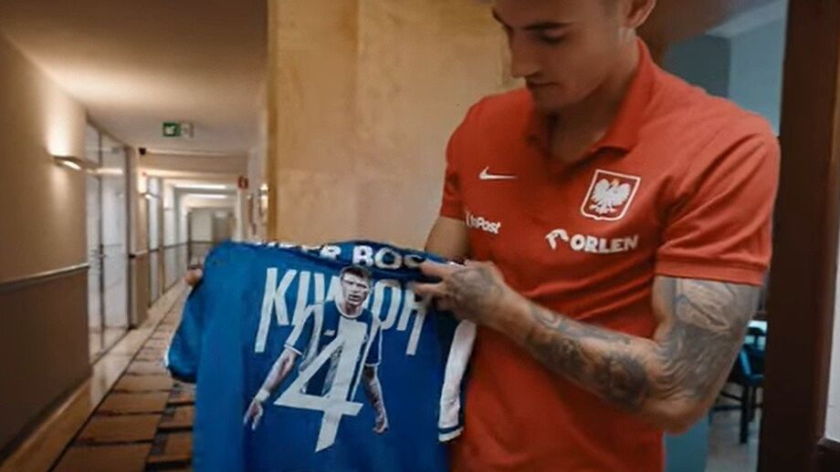 Kiwior assinou pelo FC Porto no último dia de mercado