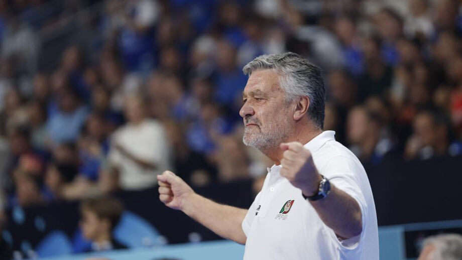 Mário Gomes reage após expulsão de Neemias e elogia união da equipa