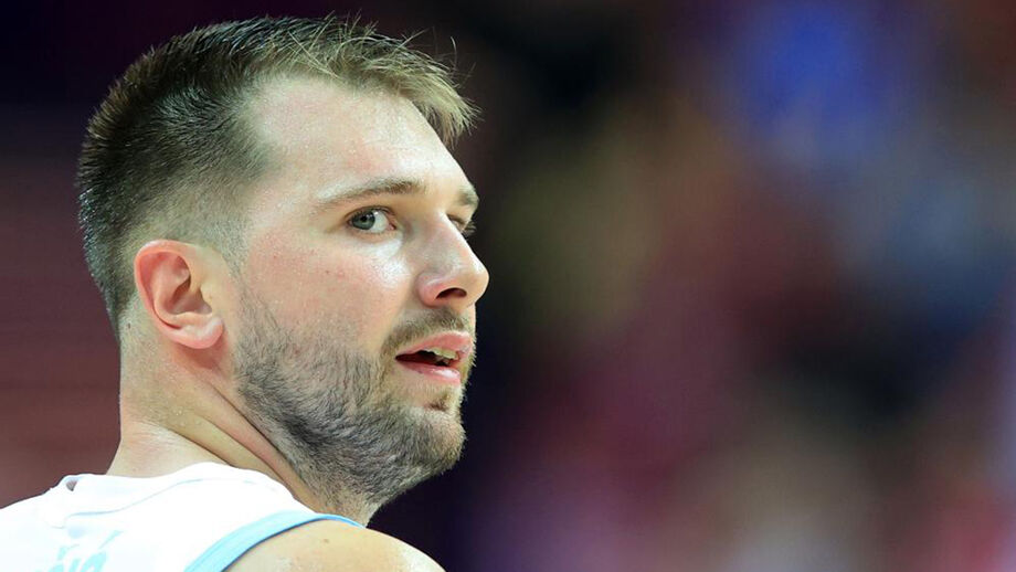 Campeã Espanha eliminada do Eurobasket'2025 em dia de novo 'show' de Doncic