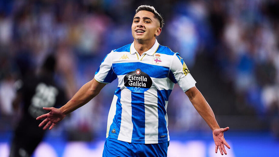 Sporting prepara investida por Yeremay Hernández, extremo do Deportivo