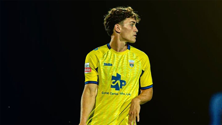 Mateo Flores, médio do Arouca, lesionou-se no menisco e vai parar três meses