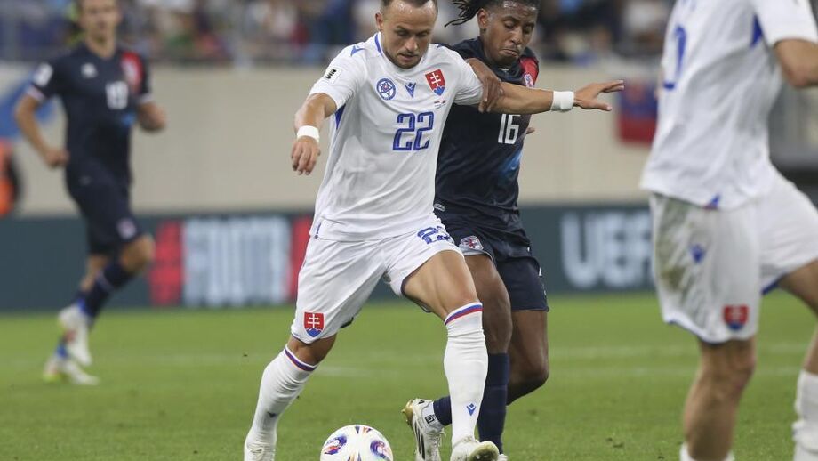 Leandro Barreiro regressa ao Benfica Campus após representar Luxemburgo