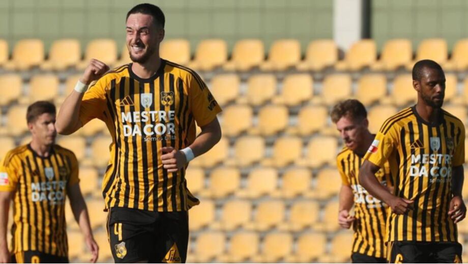 Lus. Lourosa recebe a U. Leiria no Algarve