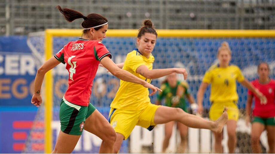 Portugal vence Ucrânia e está no jogo decisivo da Superfinal feminina da Liga Europeia de futebol de praia