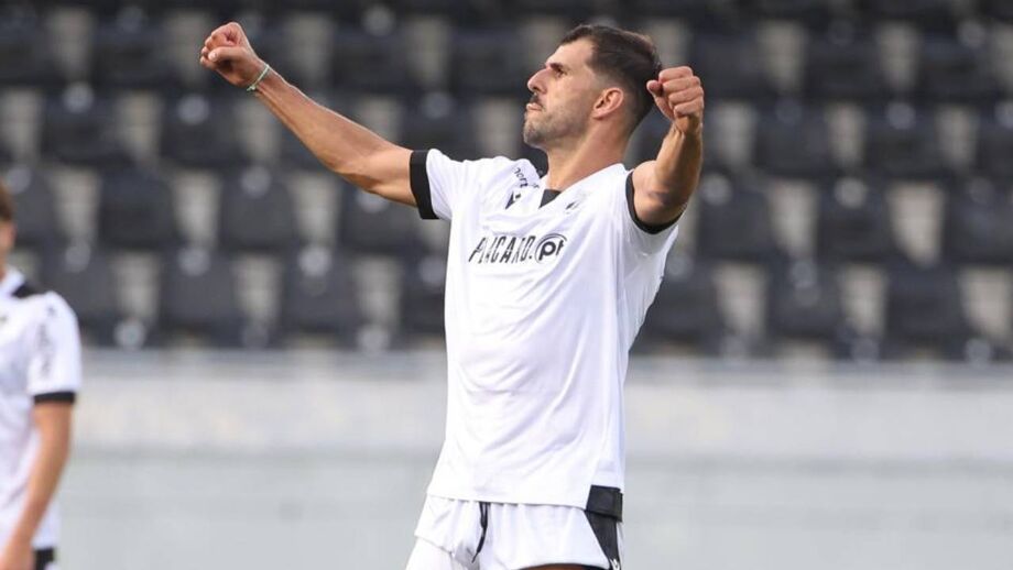 Nelson Oliveira já pensa no dérbi minhoto