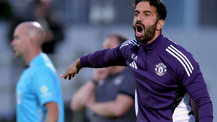 Merson aponta Amorim como técnico ideal para o Chelsea