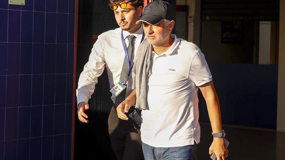 Mourinho em Lisboa, possível acordo com o Benfica
