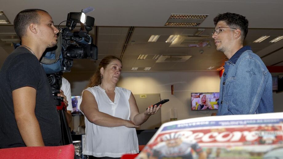 João Almeida em em entrevista a Record