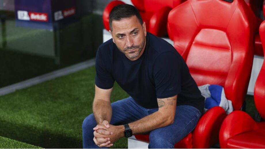 Vasco Matos, treinador do Santa Clara 