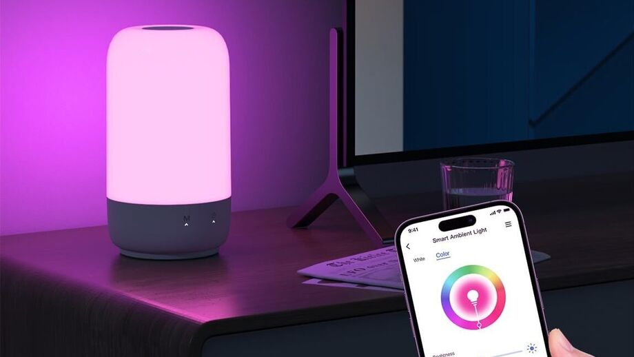 Candeeiro inteligente cria ambientes perfeitos com controlo via smartphone