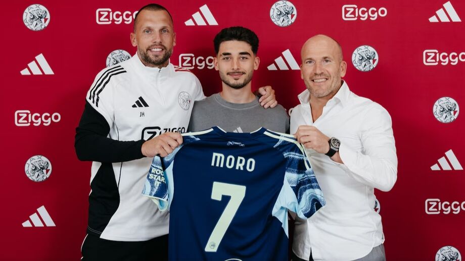 Heiting com Moro na apresentação do jogador