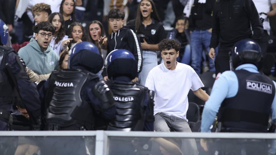 Forças da PSP na bancada