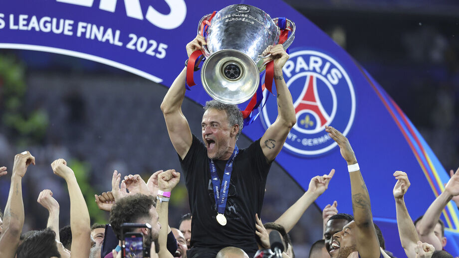 Luis Enrique fez história ao serviço do PSG