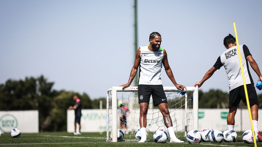 St. Juste tem treinado na equipa B dos verdes e brancos