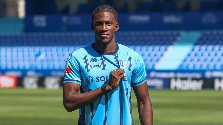 Yann Kitala reforça o ataque do Vizela até 2027
