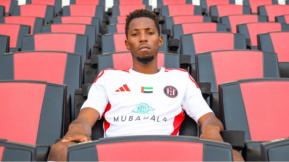 Banza apresentado no Al Jazira