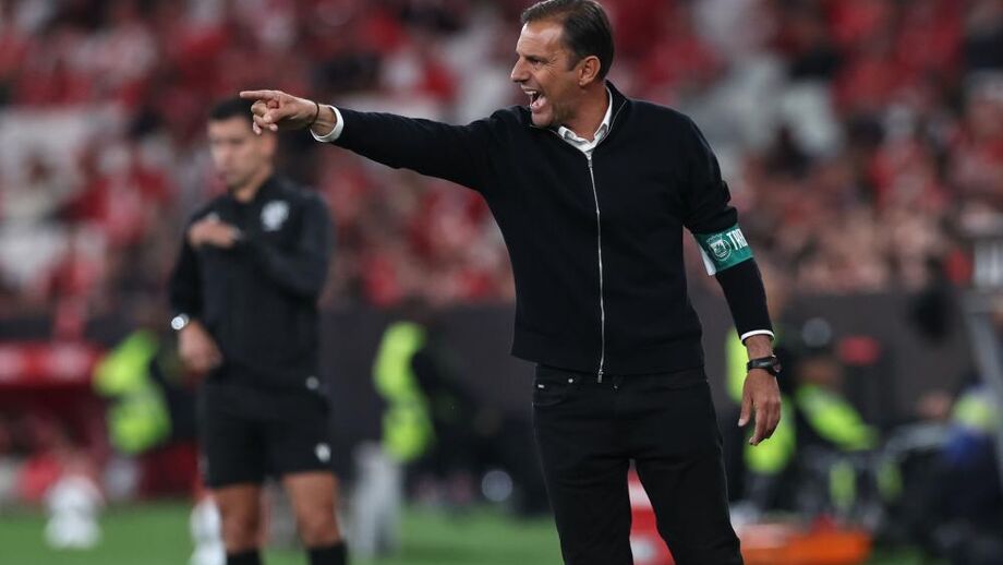Treinador Sotiris Silaidopoulos satisfeito com o empate do Rio Ave na Luz