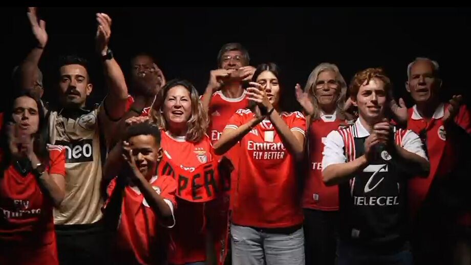 São mencionados alguns dos craques que vestiram a camisola do Benfica nos últimos anos