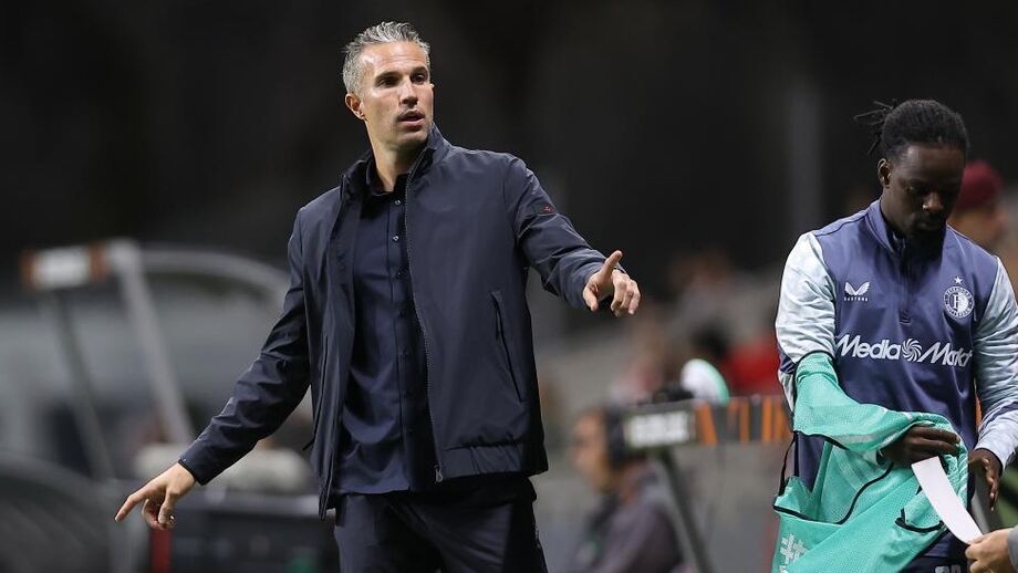 Van Persie já não é treinador do Feyenoord