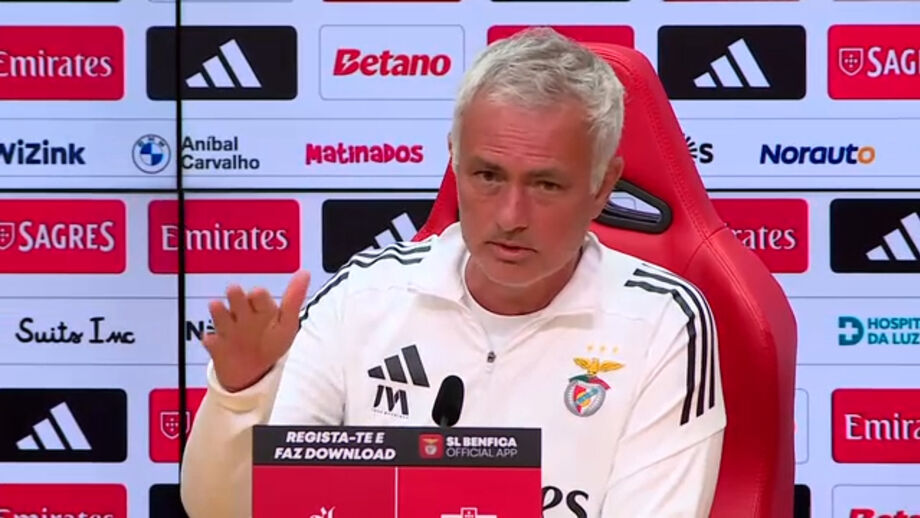 Treinador do Benfica analisou situação do extremo belga