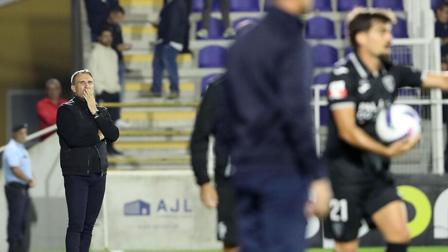 Sérgio Vieira, técnico do Ac. Viseu, confiante no crescimento da equipa para a Liga Portugal Meu Super
