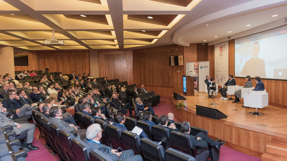 AGEFE promove debate sobre transformação digital com líderes e decisores