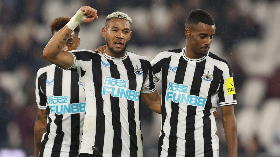 Joelinton deseja sucesso a Isak neste arranque de época