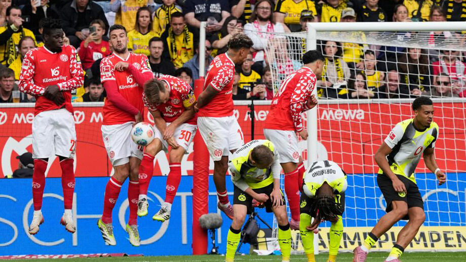 Dortmund vence Mainz com golos de Svensson e Adeyemi na Bundesliga