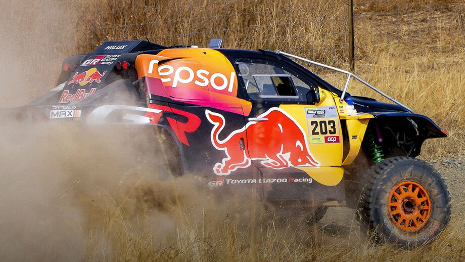 Lucas Moraes lidera Rali Raid Portugal, à frente de Henk Lategan e Sébastien Loeb
