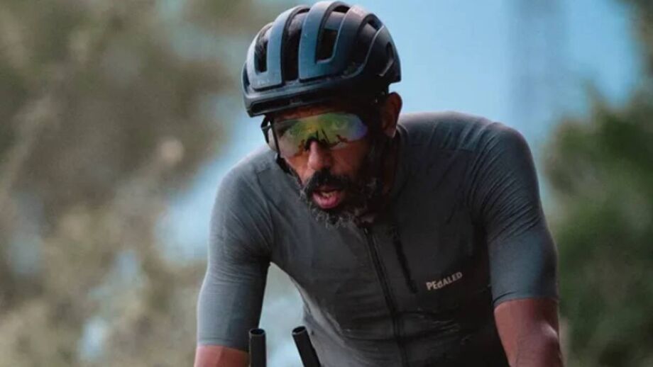 Sofiane Sehili é especialista em bikepacking