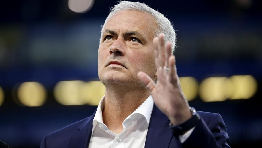 Mourinho destaca dimensão do Benfica