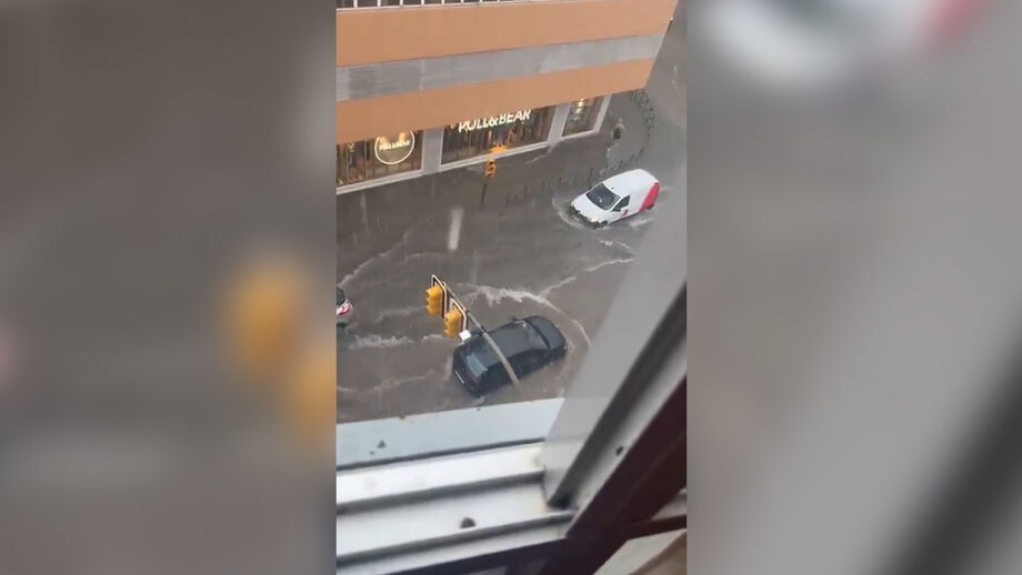 Os bombeiros registaram cerca de uma centena de resgates