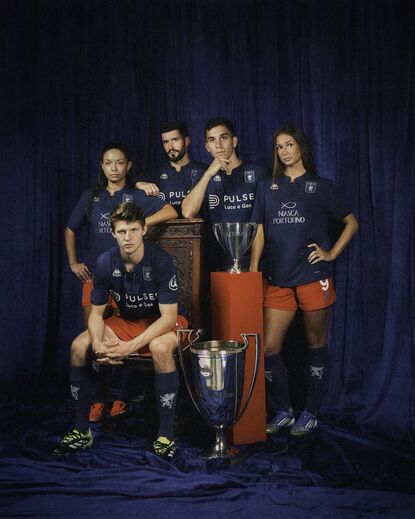 Génova presta homenagem à cidade no terceiro equipamento da época