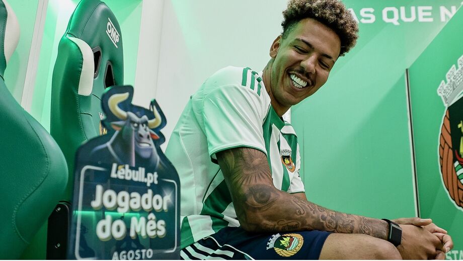 Clayton eleito melhor jogador de agosto pelos adeptos do Rio Ave